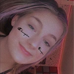 Meet your Posher, Skyler